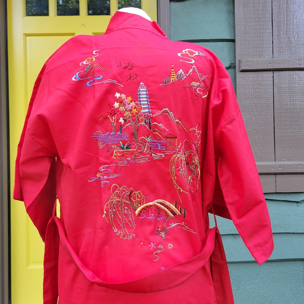 Vintage Pearls Red Hand Embroidered Kimono Robe NWT Small Cotton Blend Deadstock